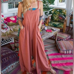 Super comfy overall romper. NWOT Anthropologie like